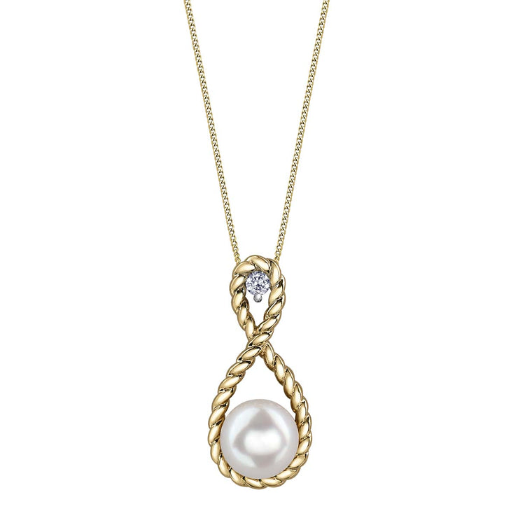 Yellow Gold Pearl Necklace