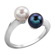 White Gold Pearl Ring