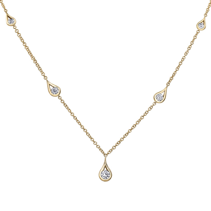 Maple Leaf Diamonds Yellow Gold Necklace