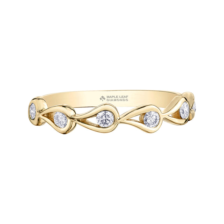 Maple Leaf Diamonds Yellow Gold Ring