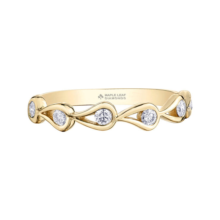 Maple Leaf Diamonds Yellow Gold Ring